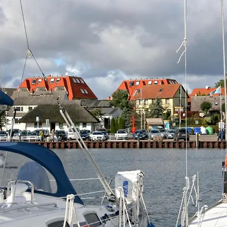 Gemuetliche In Hafennaehe - Fewos Am Hochzeitsberg 10 بريجا